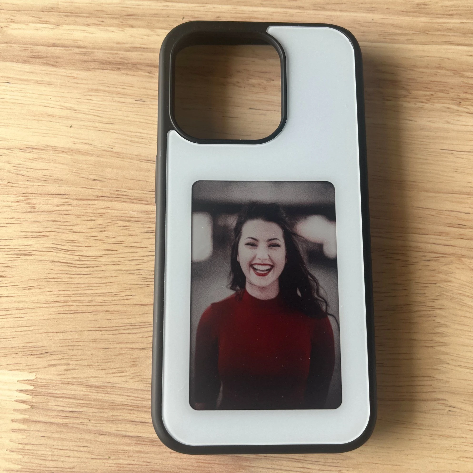 2024 New Arrival DIY Pattern Phone Case NFC Function E Ink Display Phone Case for Smartphone 13/14/15 PRO Max