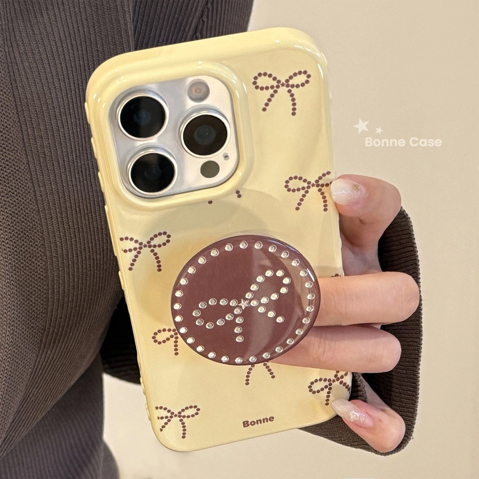 Gold-Tone Polka DOT and Bow-Knot Design Phone Case for iPhone 17/16 PRO Max, Compatible with iPhone 14/16, Full Coverage Protection, Unique Style.