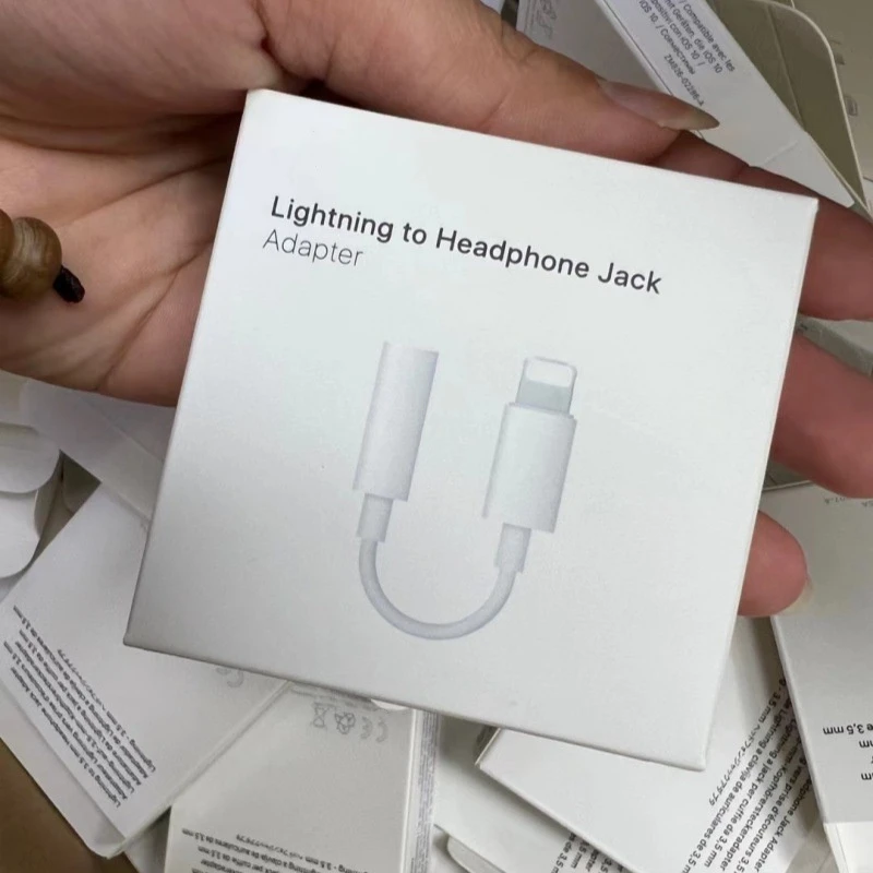 Lightning to 3.5mm Audio Adapter