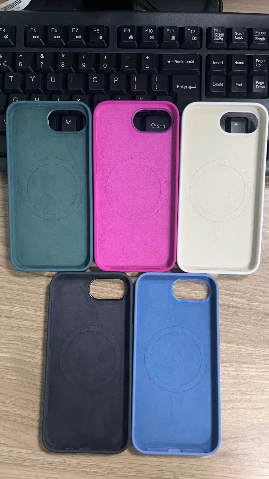 Luxury Silicone Magnetic Case for iPhone 17 Air 16 15 14 PRO Max