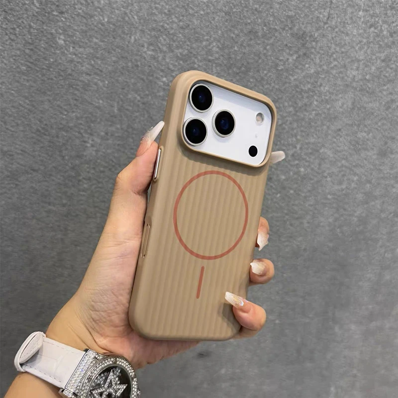 Manufacturer Wholesale Solid Color Magnetic PC Phone Case for iPhone 14 PRO Max/14 Plus