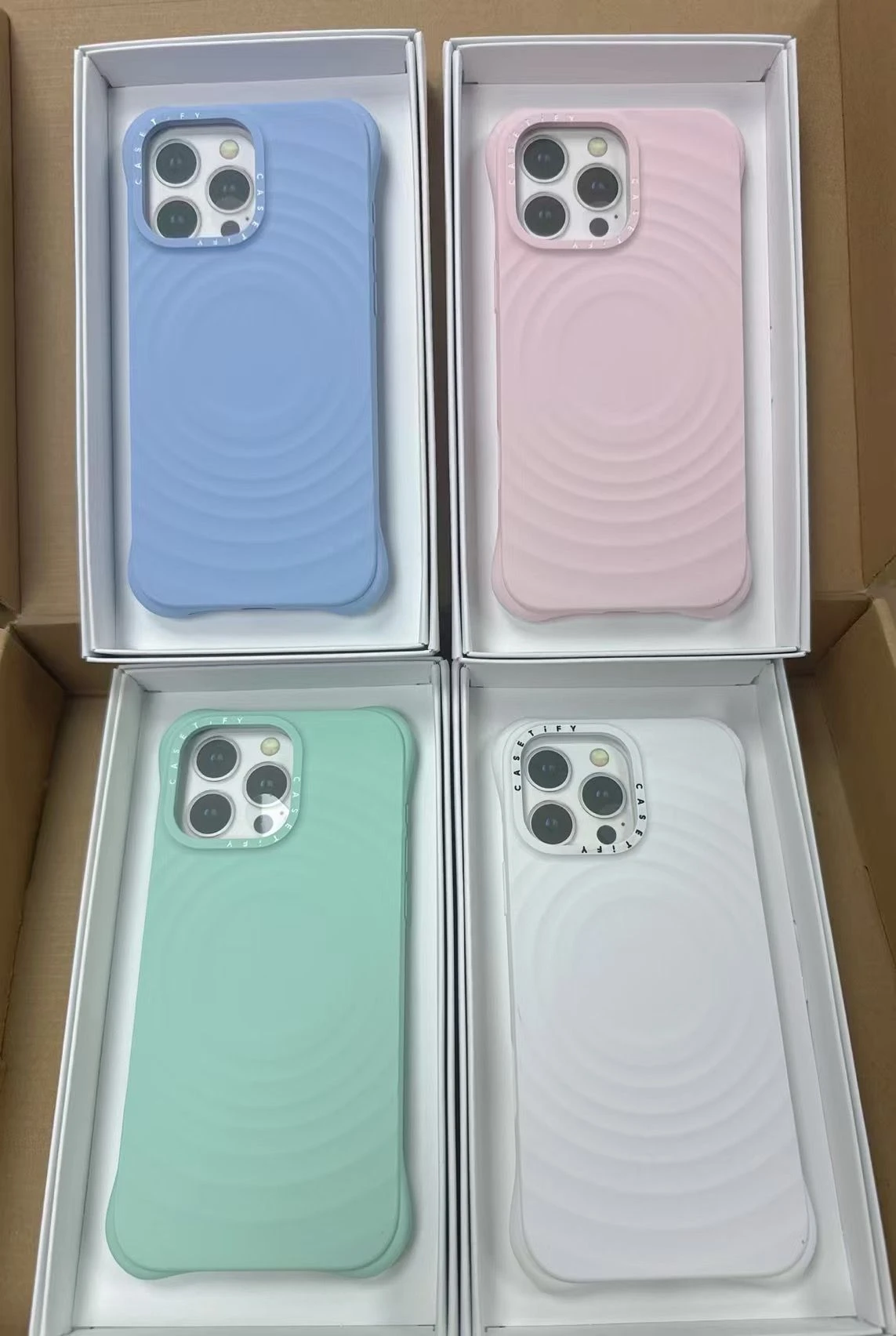 New Arrival Shockproof Case Phone Silicone Case with Wireless Charger for Magsafe Case for Lphone 16 PRO Mini Max