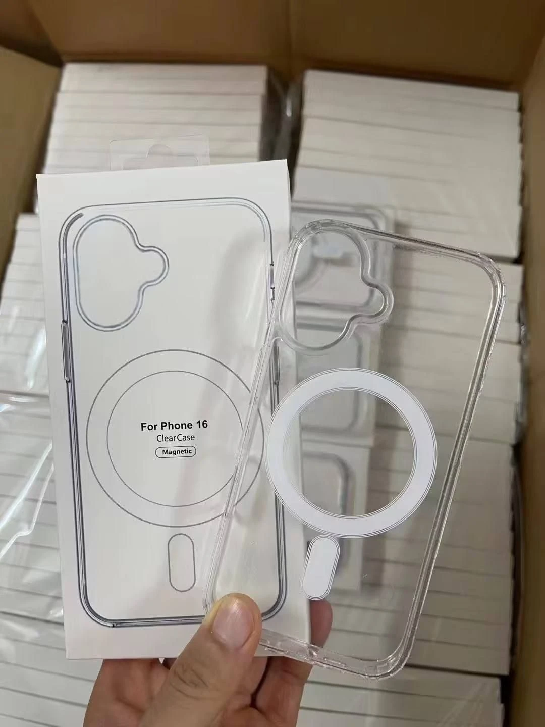 Phone Case Frosted Magnetic Clear Skin Feeling Mobile Case for iPhone 15 16 17 18 PRO Max Support Magsafe