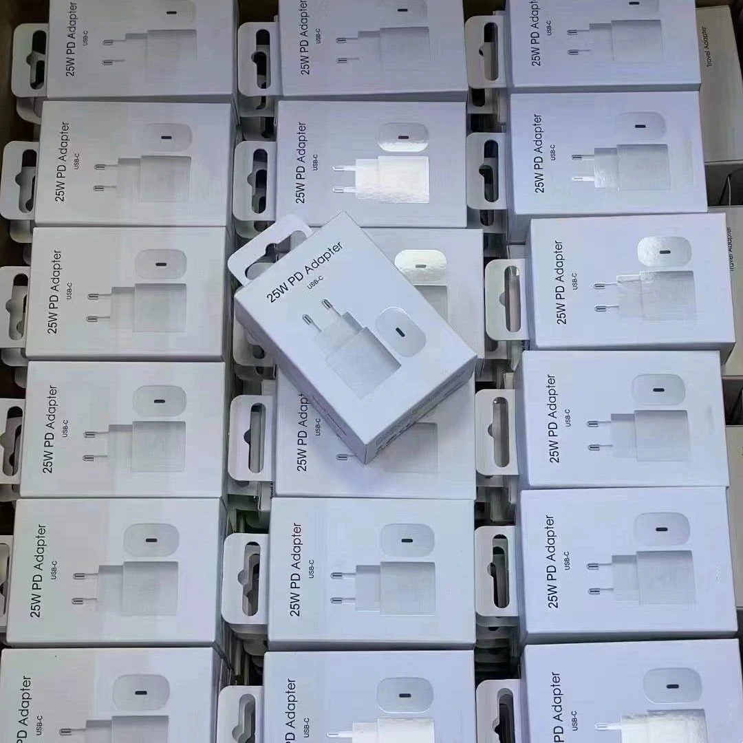 Top Quality EU UK Us 25W USB-C Power Adapter Pd Fast Charging Mobile Phone Charger Cable Travel Charger