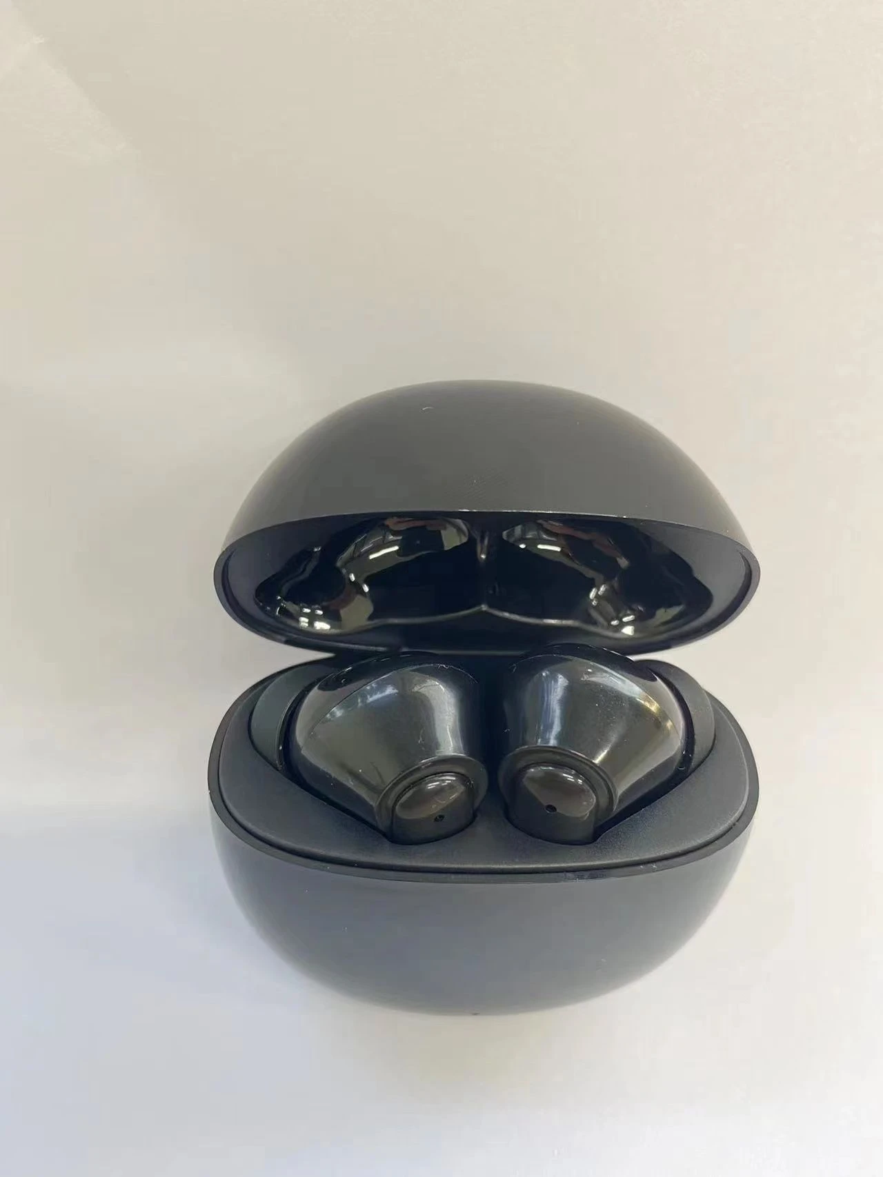 Tws Wireless Earphone Bluetooth Earbud Custom Bluetooth Earbuds Long-Standby Earphone 2022 Hot Selling
